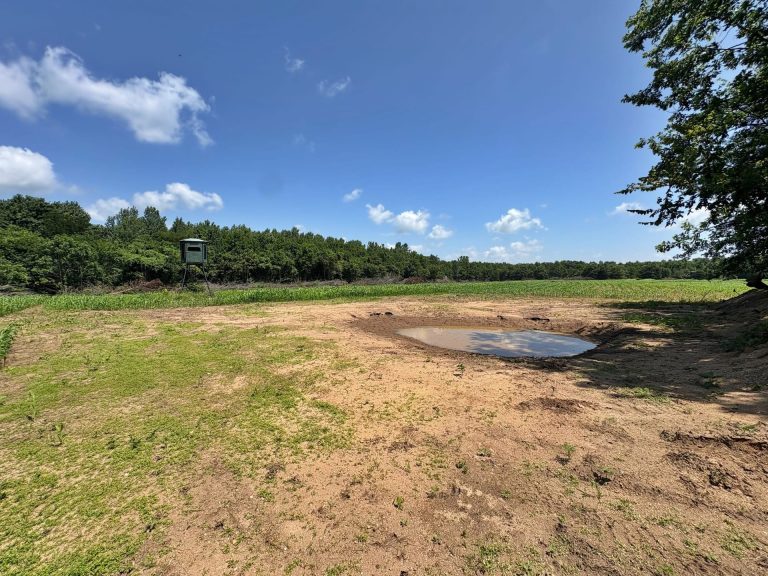 173 acre hunting farm for sale in Crawford County, Illinois